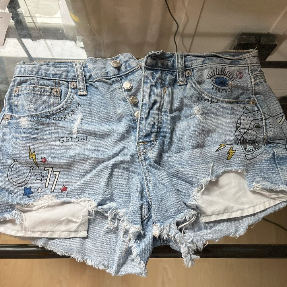 painted short jean shorts